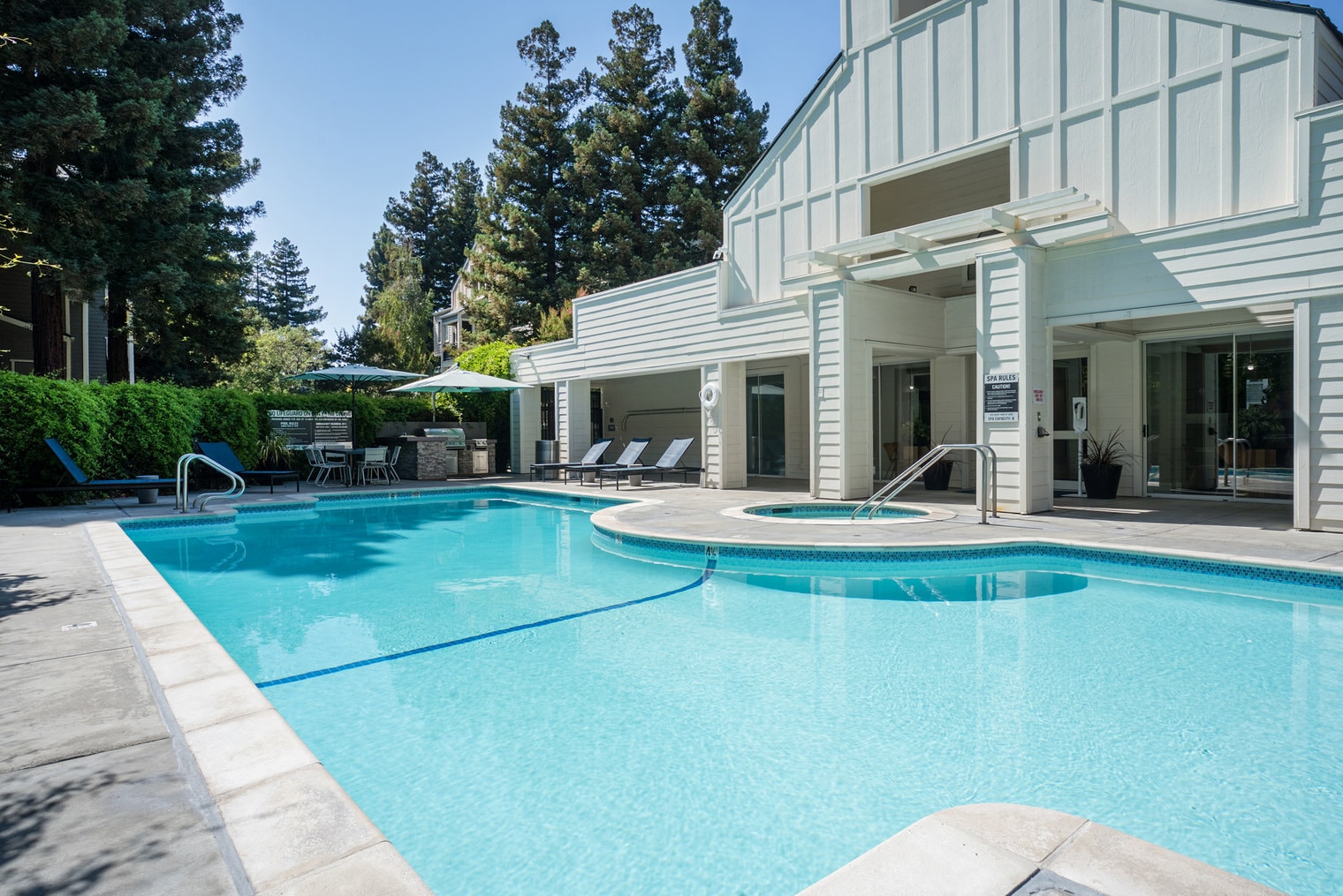 Building Photo - 141 Saratoga Ave