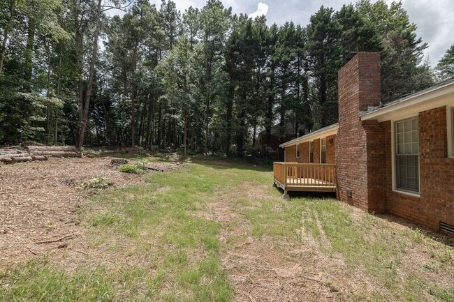 Building Photo - 1151 Brookwood Dr