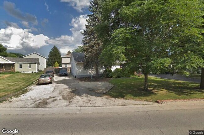 Building Photo - 620 N State St