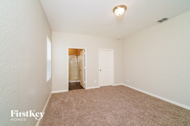 Building Photo - 13509 Sunrise Mdw