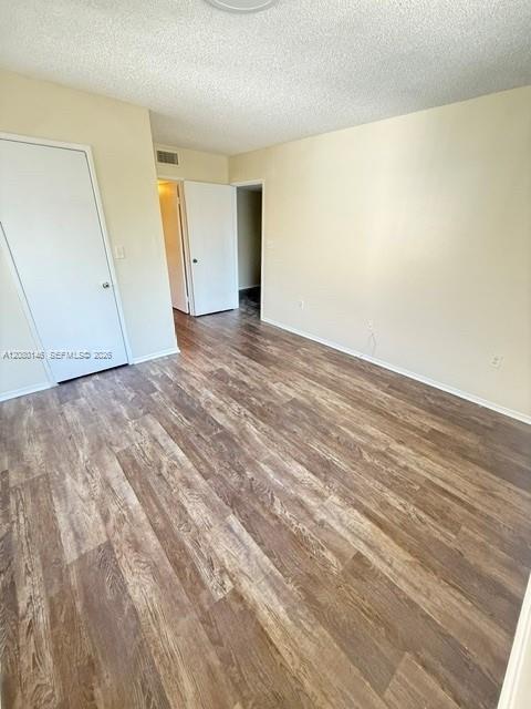 Building Photo - 8331 Coral Lake Dr