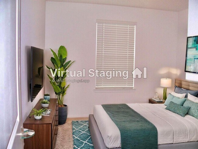 Building Photo - 5015 Balcolm Dr