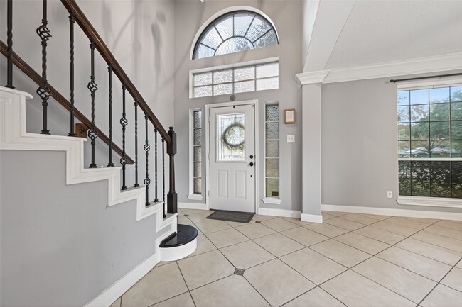 Building Photo - 7814 Millbrook Dr