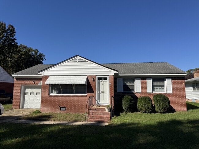 Primary Photo - 207 Roberta Dr