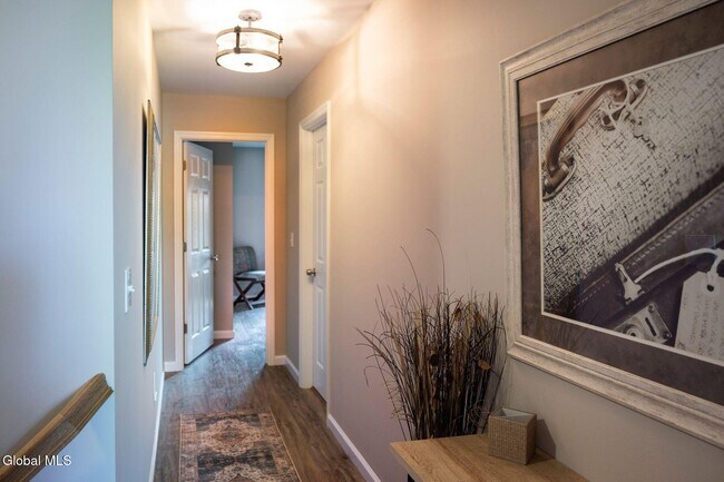 Building Photo - 166 Jefferson St