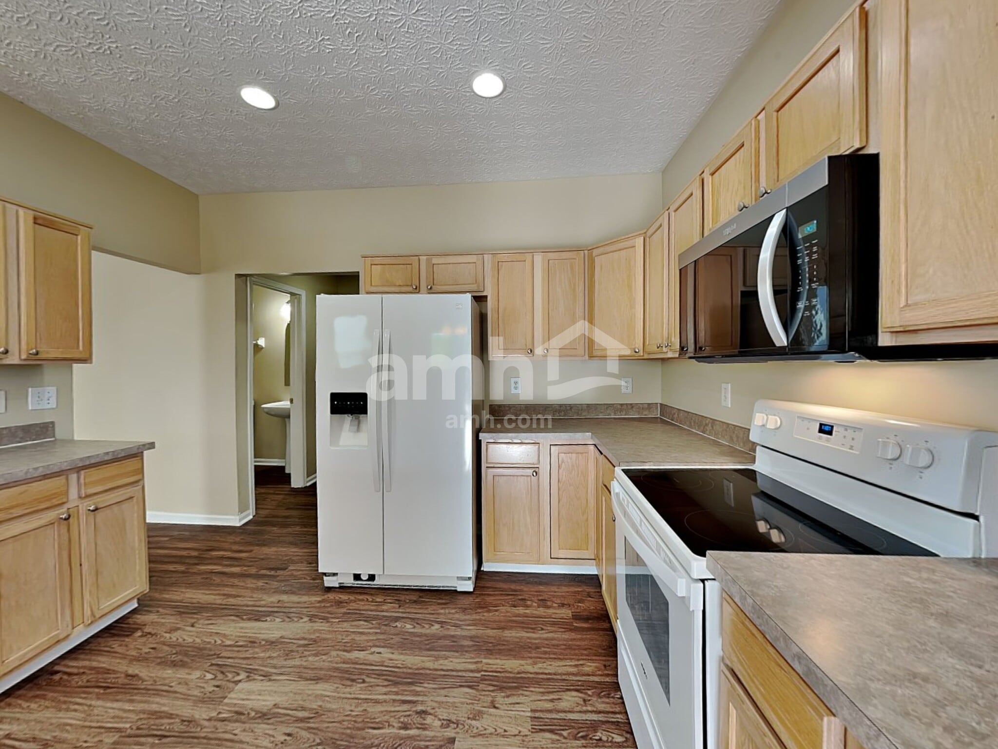 Building Photo - 942 Mahle Dr