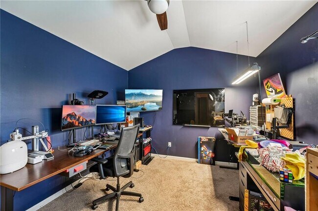 Building Photo - 6216 Oakdale Ridge Ct SE