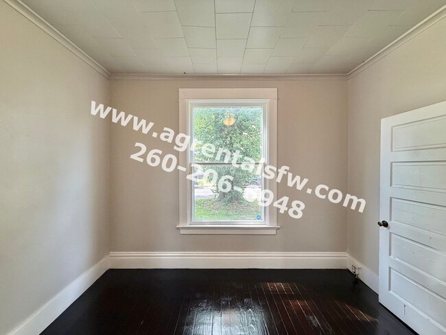 Building Photo - 4 Bedroom Home - Section 8 OK!
