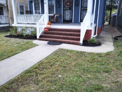 Building Photo - 2914 Hanes Ave