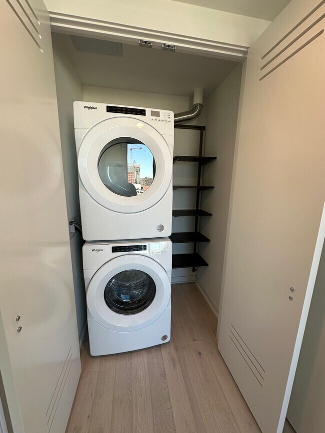 Building Photo - 10 Provost St