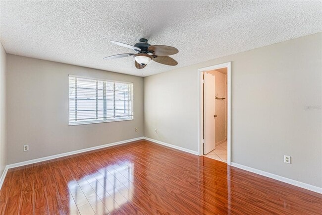 Building Photo - 16017 Woodpine Dr