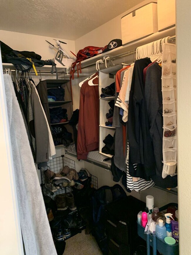 Building Photo - Beautiful 2 Bedroom Condo in North Orem