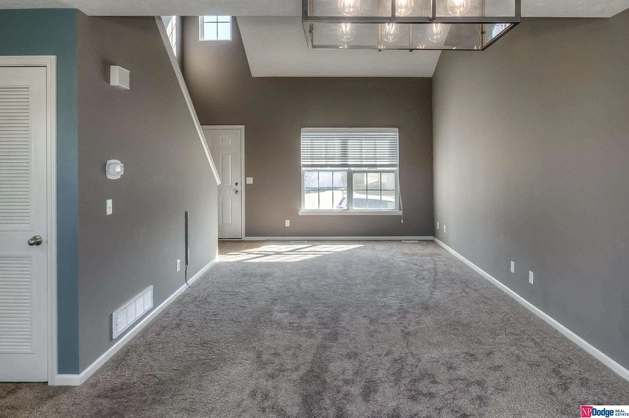 Building Photo - 8920 N 155th St