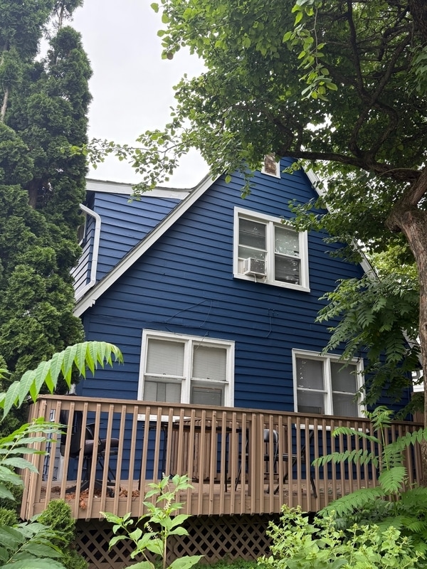 Building Photo - 900 Woodlawn Ave