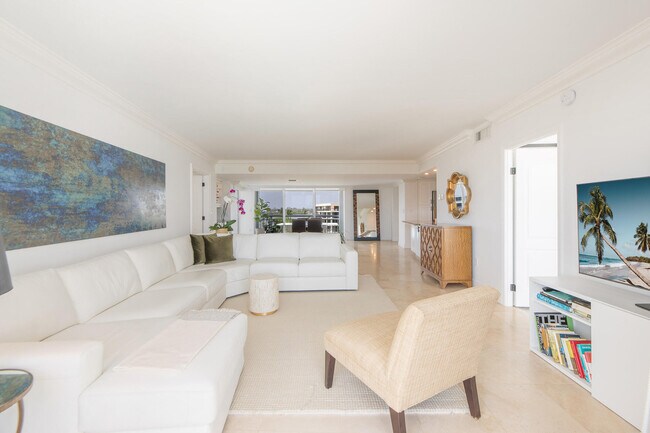 Building Photo - 2780 S Ocean Blvd