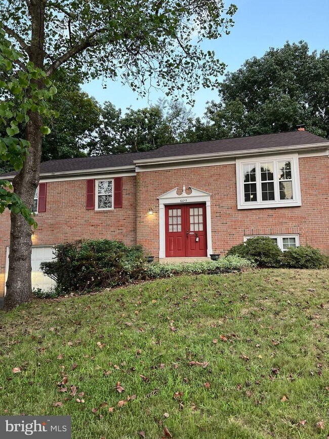 Building Photo - 6015 Bitternut Dr