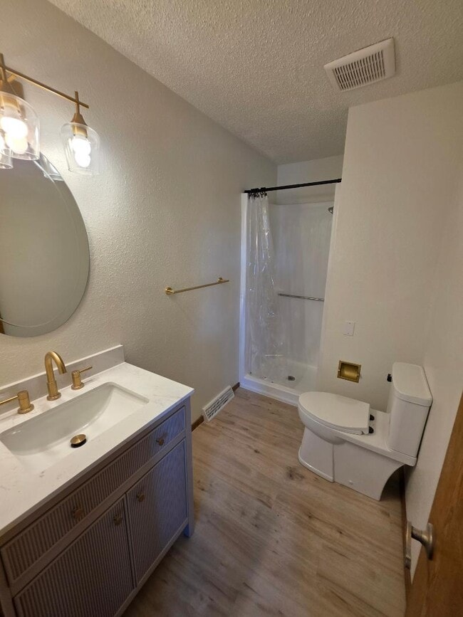 Building Photo - 708 W Interstate Ave