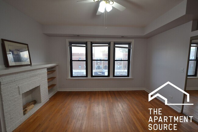 Building Photo - 4550 N Western Ave