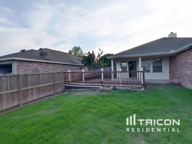 Building Photo - 1504 Redman Dr