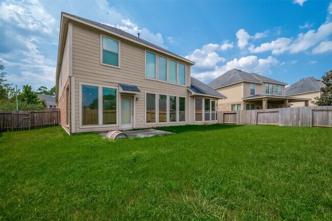 Building Photo - 16010 Juniper Shores Dr