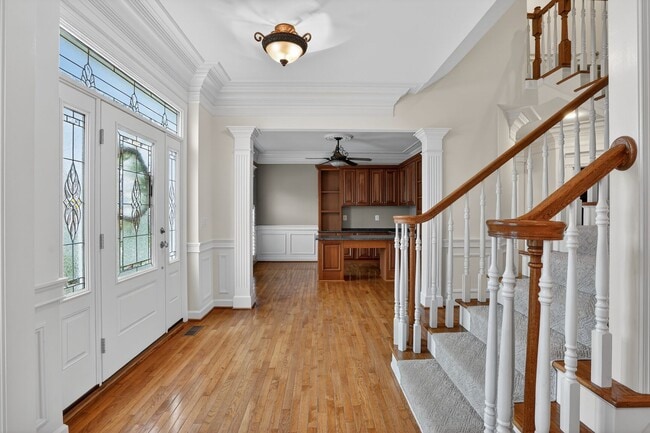 Building Photo - 43286 Canal Creek Pl