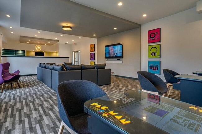 Interior Photo - Yugo Memphis Southern