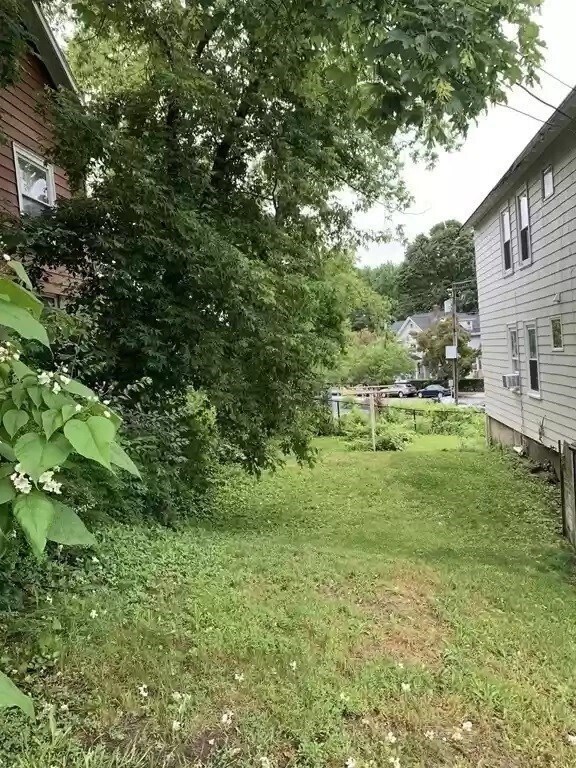 Building Photo - 28 Tip Top St