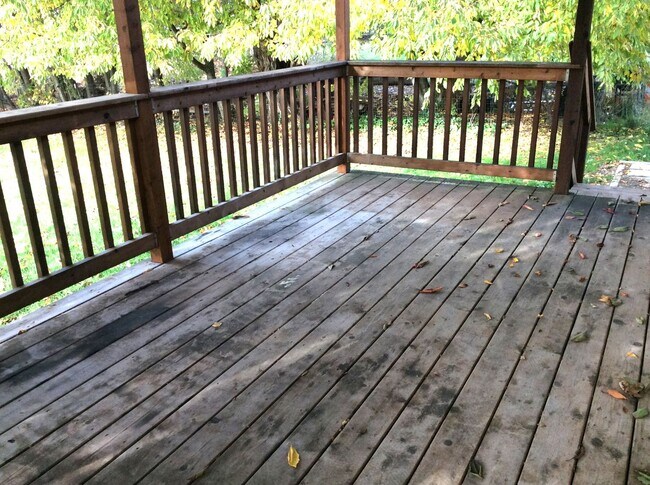 Building Photo - Kemper