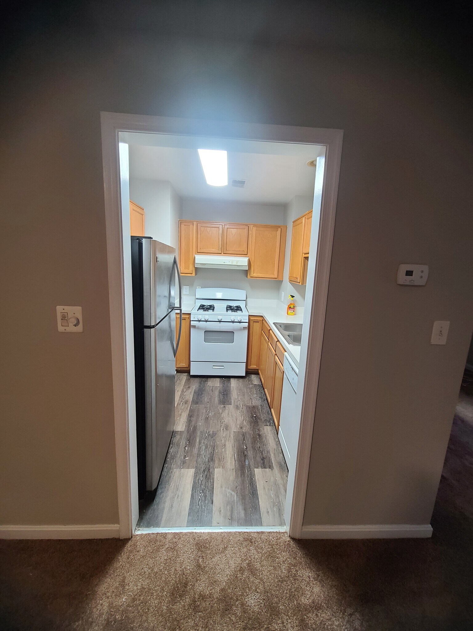 Building Photo - 2714 Stanton Rd SE