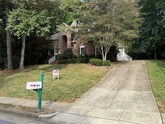Primary Photo - Stunning, Elegant Residence in Chapel Hill...