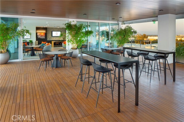 Building Photo - 6235 Topanga Canyon Blvd