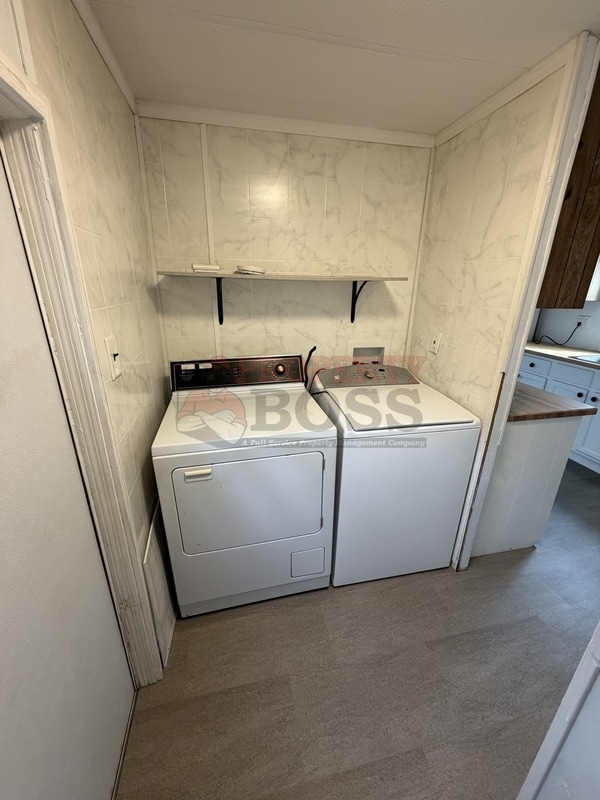 Building Photo - 7003 W 21st Ave