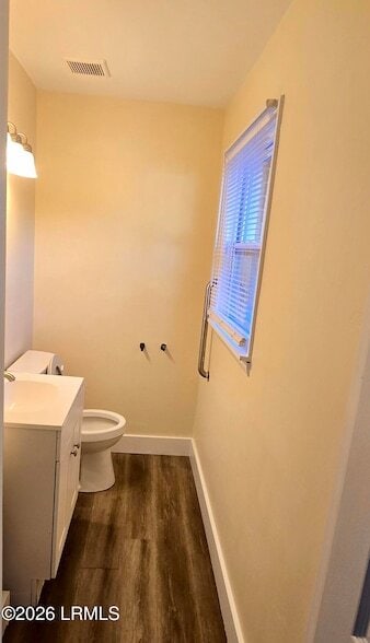 Building Photo - 22 Pine Grove Rd