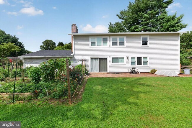 Building Photo - 3149 Southfield Dr