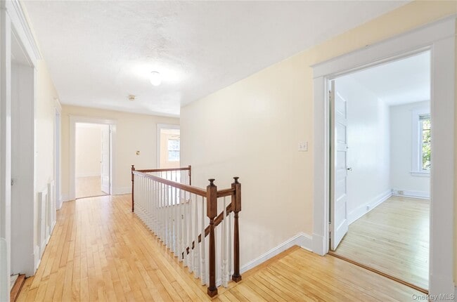 Building Photo - 25 Whittier Rd
