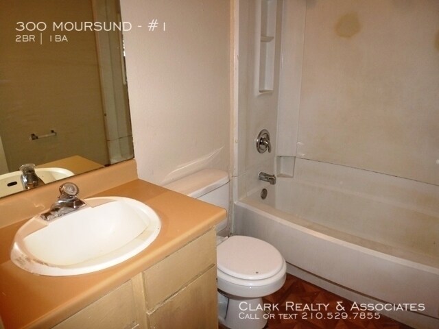 Building Photo - 300 Moursund Blvd. #1, San Antonio, TX. 78221