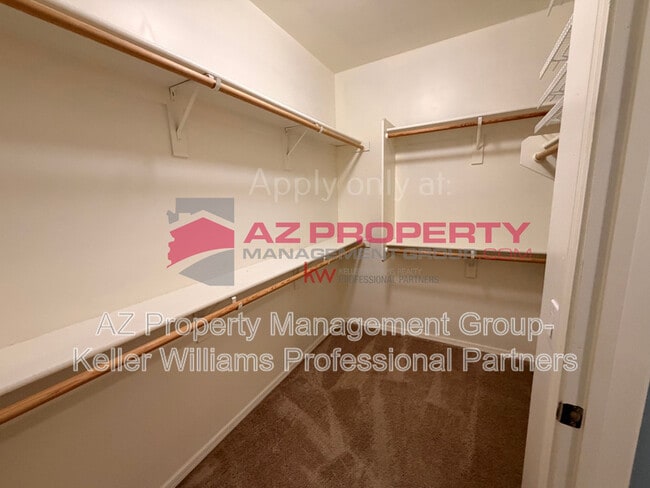 Building Photo - 20660 N 40th St