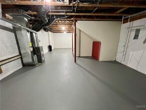 Building Photo - 8505 Sextant Dr