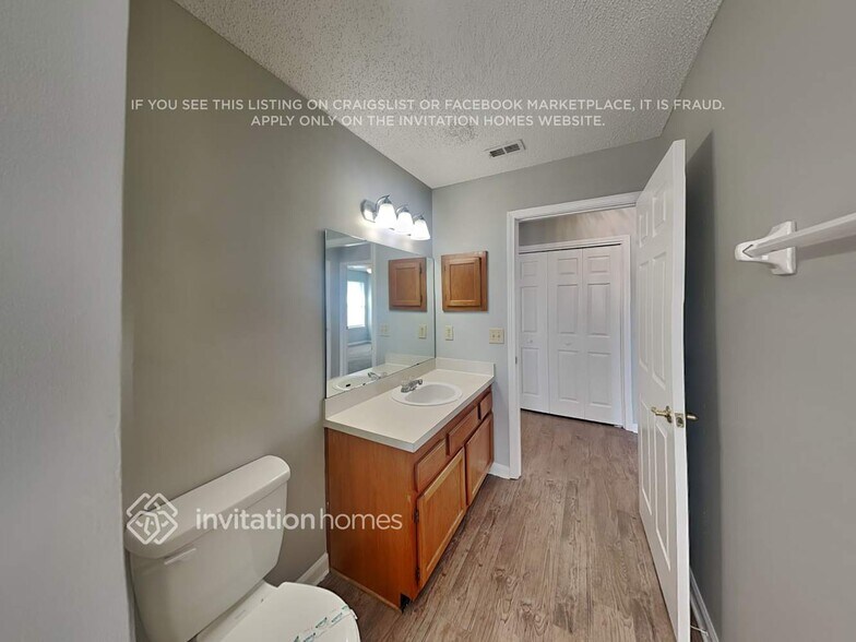 Building Photo - 4964 Greenland Hideaway Dr S