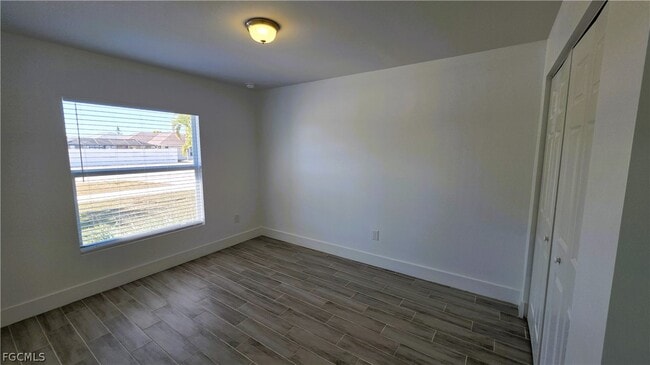 Building Photo - 2909 SW Santa Barbara Pl