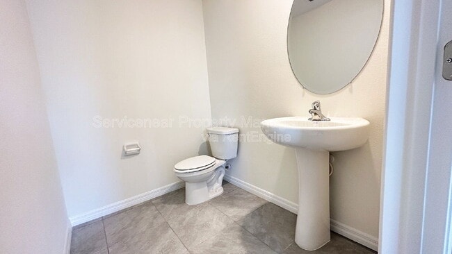 Building Photo - 2926 Rock Sound St