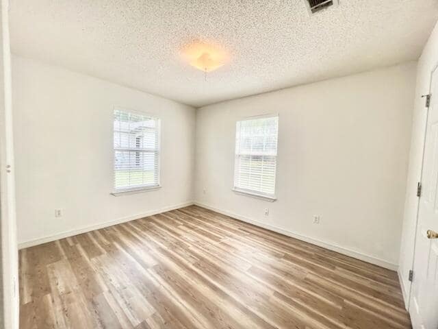 Building Photo - 305 Runnymeade Dr