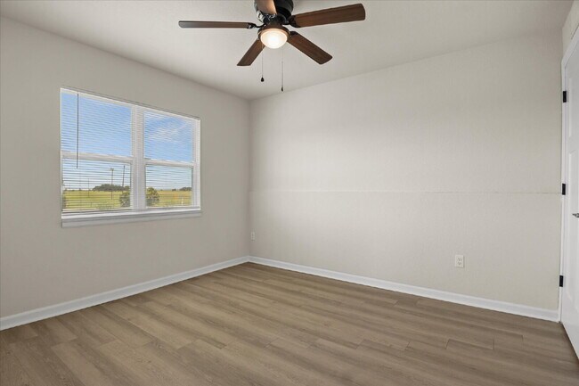 Building Photo - 260 Spanish Moss Cir