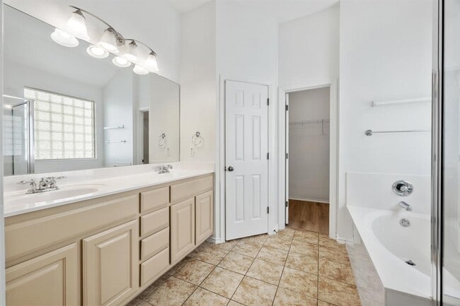 Building Photo - 23 Juniper Berry Way