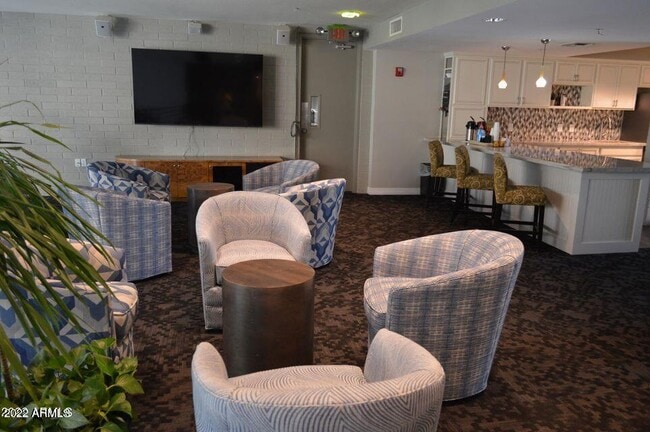 Building Photo - 1701 E Colter St