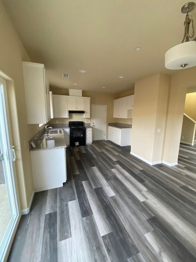 Building Photo - At last, This is what you've been searching for.