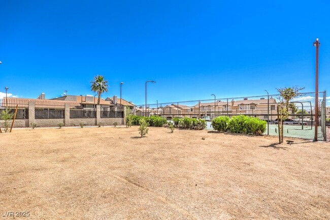 Building Photo - 2981 Country Manor Ln