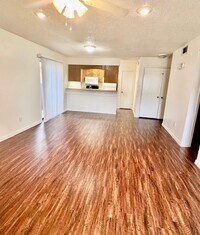 Building Photo - 475 Industrial Dr W