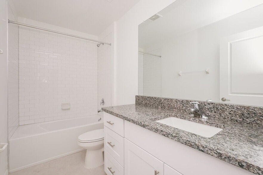 Building Photo - 17932 Blissful Stars Dr