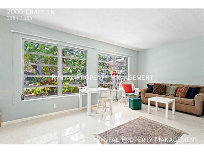 Building Photo - Sarasota Gem! Stunning 3/3.5 Home with Bac...